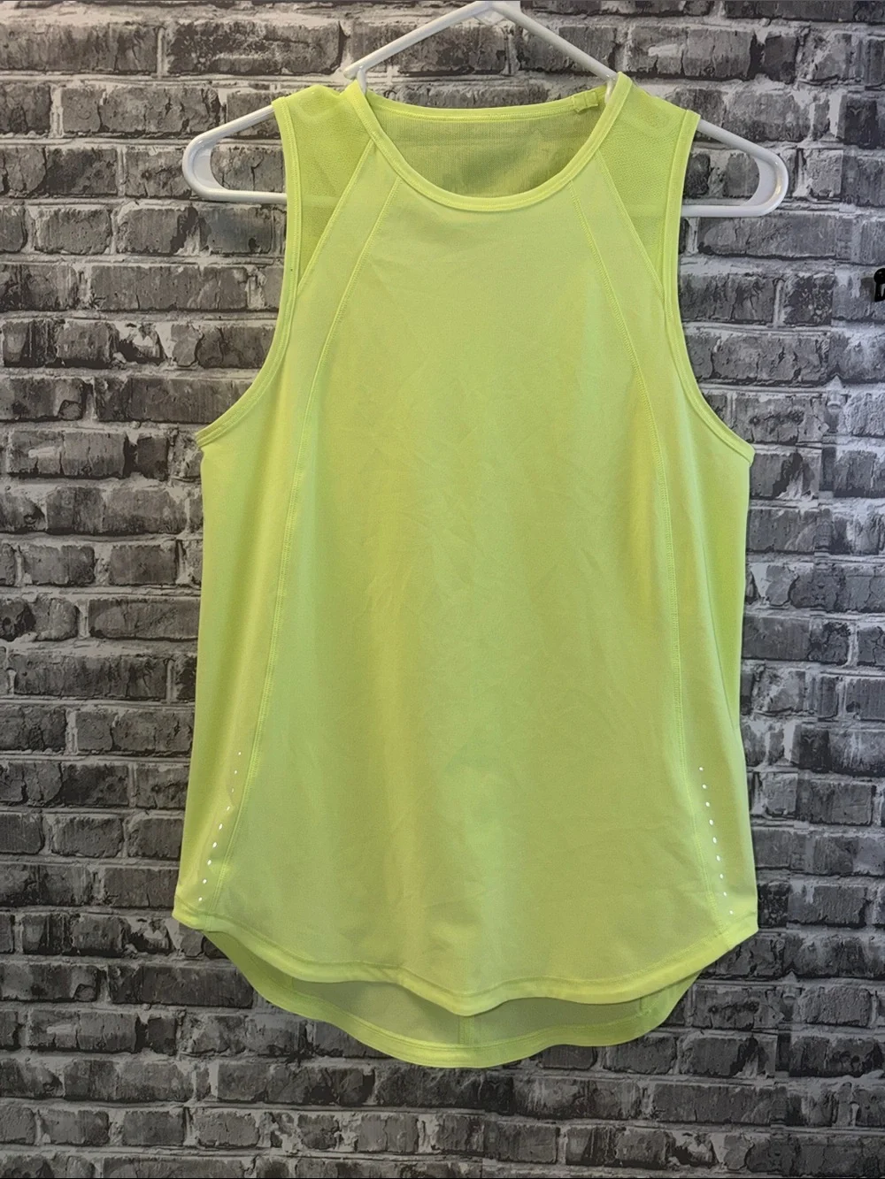 Women’s Lululemon Neon Yellow Performance Tank Top - Lightweight Activewear